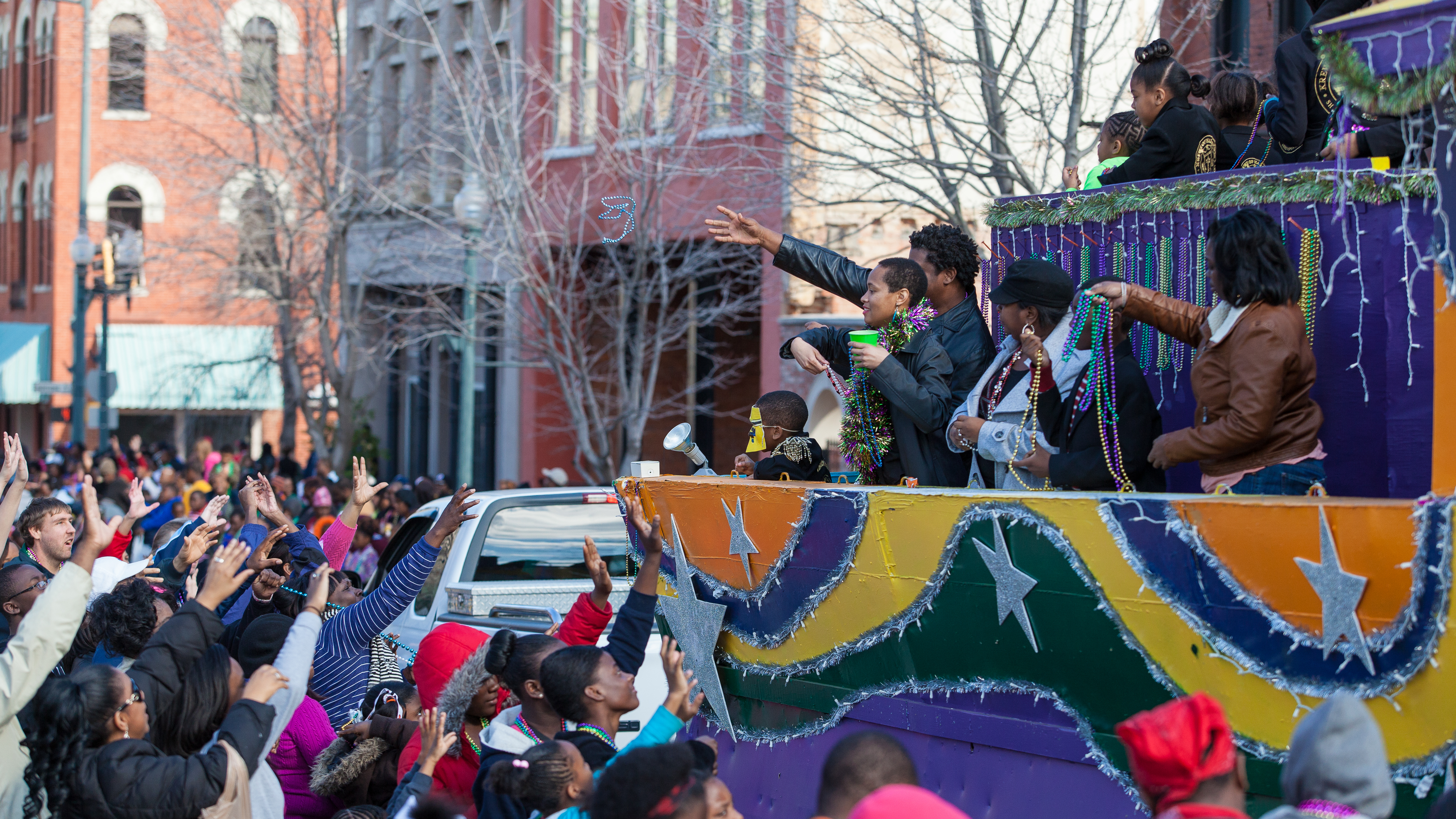 New Orleans keeps Mardi Gras beads out of storm drains with new initiatives